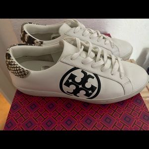 Tory burch sneakers size 9.5